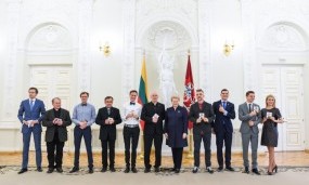 Prezidentė telkia visus į nacionalinę kampaniją „Už saugią Lietuvą“