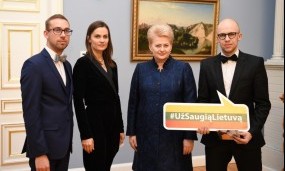 „Už saugią Lietuvą“ ženkleliai – naujiesiems ambasadoriams