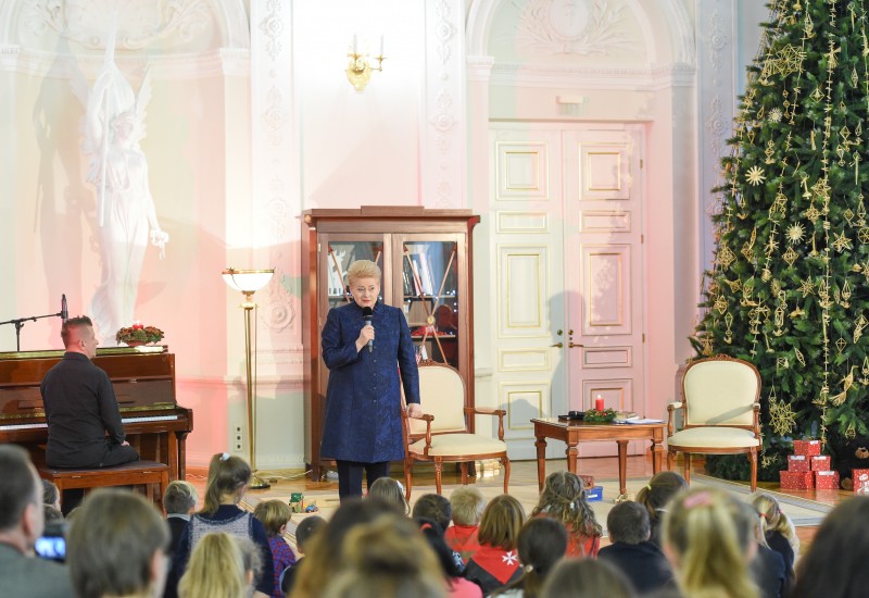Akcija „Knygų Kalėdos“ prisijungė prie kampanijos „Už saugią Lietuvą“